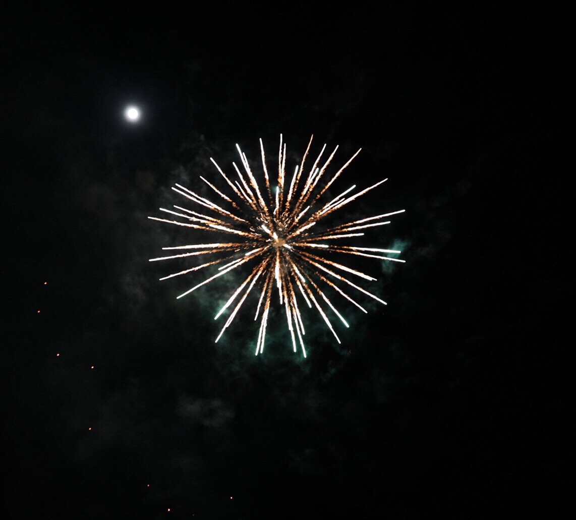 Full moon & fireworks FotoSus